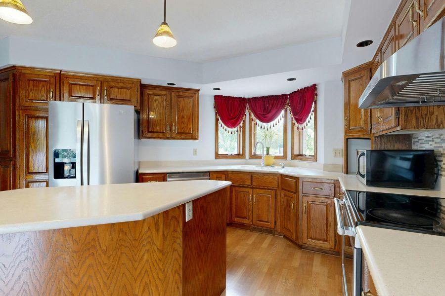 Kitchen cabinets